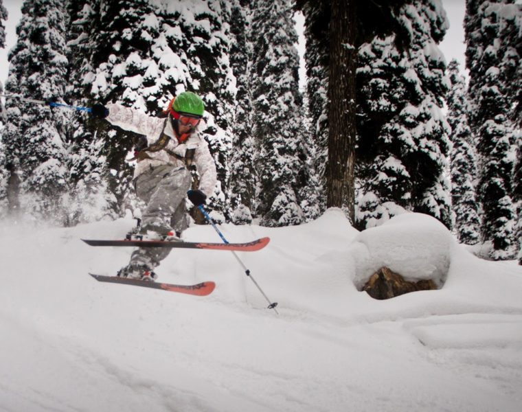 Skiing-is-among-the-many-adventure-sports-you-can-pursue-in-the-himalayas