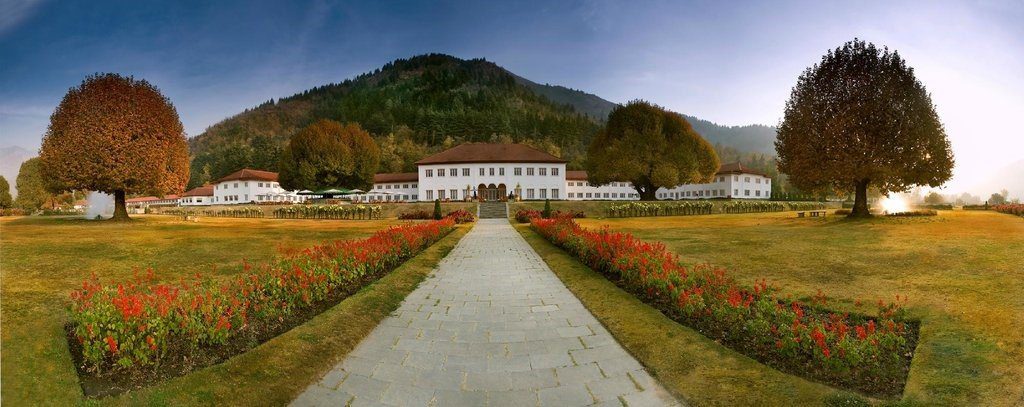 Built in 1910, the palace is known today as the lalit grand palace hotel, srinagar.