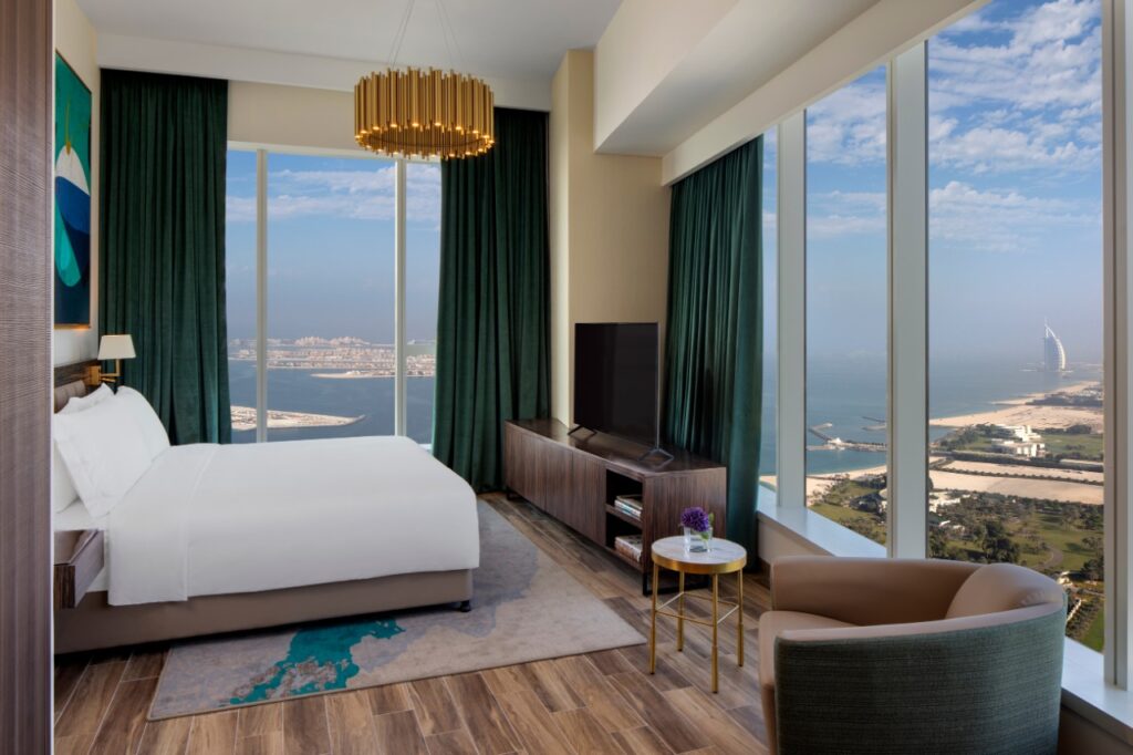 4 New Hotels And 4 Experiences That Mark Our Dubai 2021 Hot List 6 Avani palm view dubai hotel _ suites - superior 3 bedroom apartment