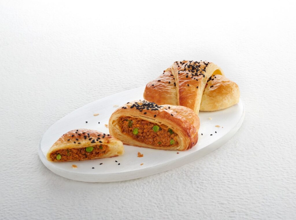 Tata Starbucks And Chef Sanjeev Kapoor Collaboration Is Indicative Of The Transforming Global Coffee Culture 1 Masala chicken croissant starbucks india menu