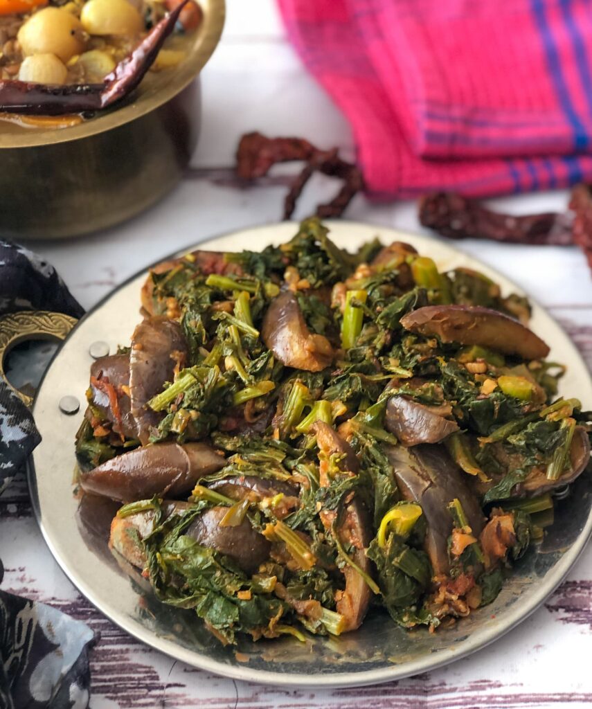 Baingan sarson ka saag min