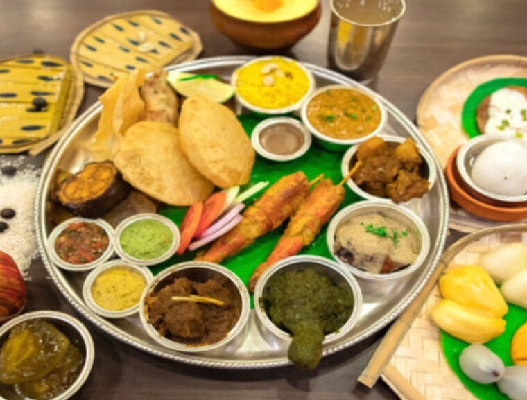 Jamai shoshti feast