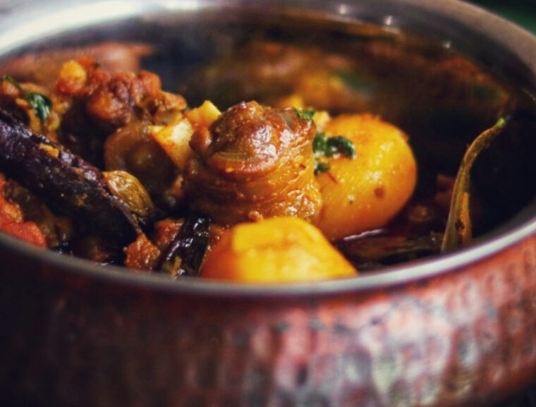 Pujor mangsho