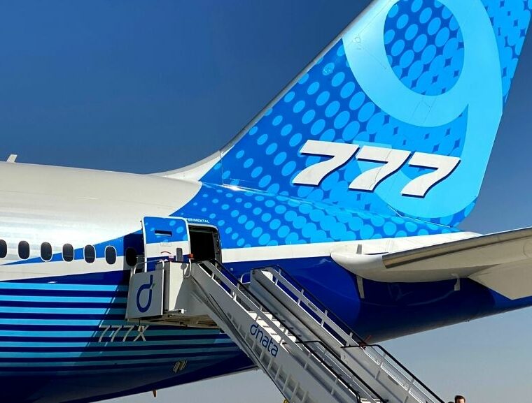 777x, boeing, dubai air show, widebody, aircraft