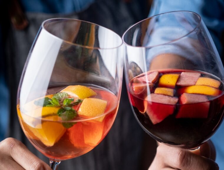 Sangrias at uno mas goa