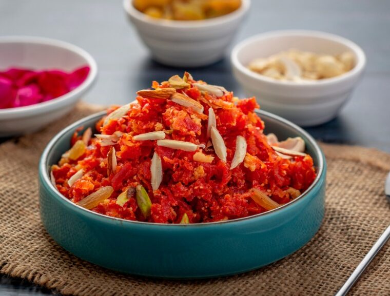 Gajar ka halwa or carrot halwa