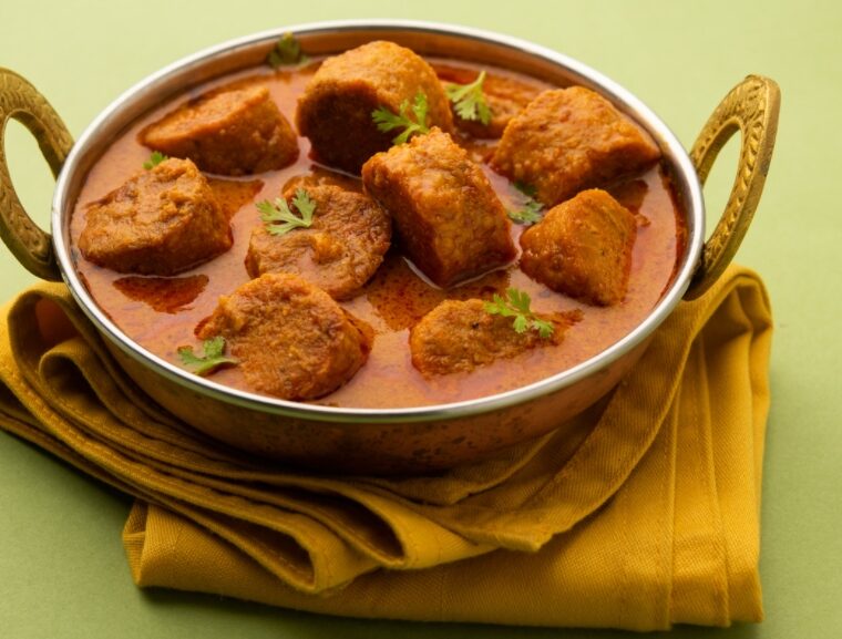 Rajasthani gatta curry
