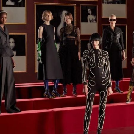 Paris Fashion Week F/W 2022-23: The Most Dominating Trends Hot From The Runway! 8 Paris fashion week