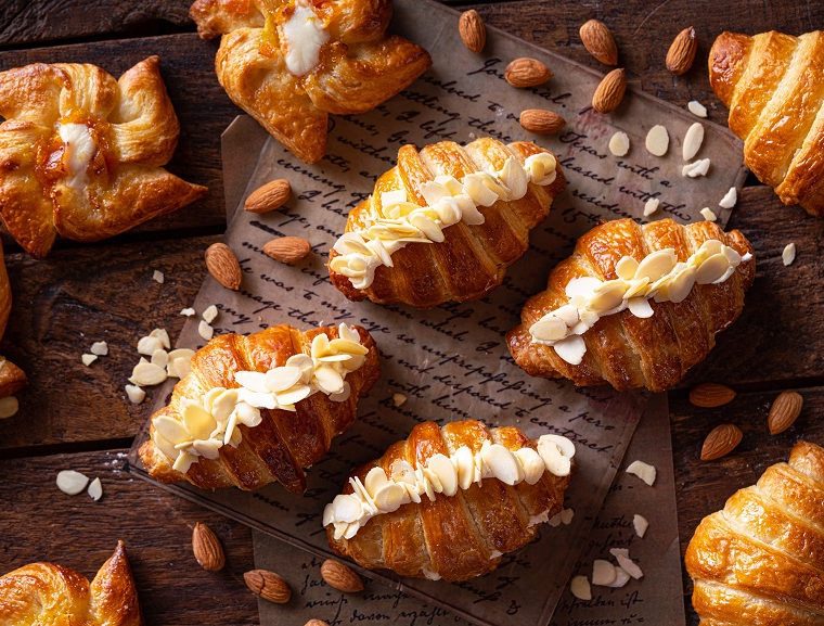 Chez oi patisserie is just the thing for dessert lovers in mumbai