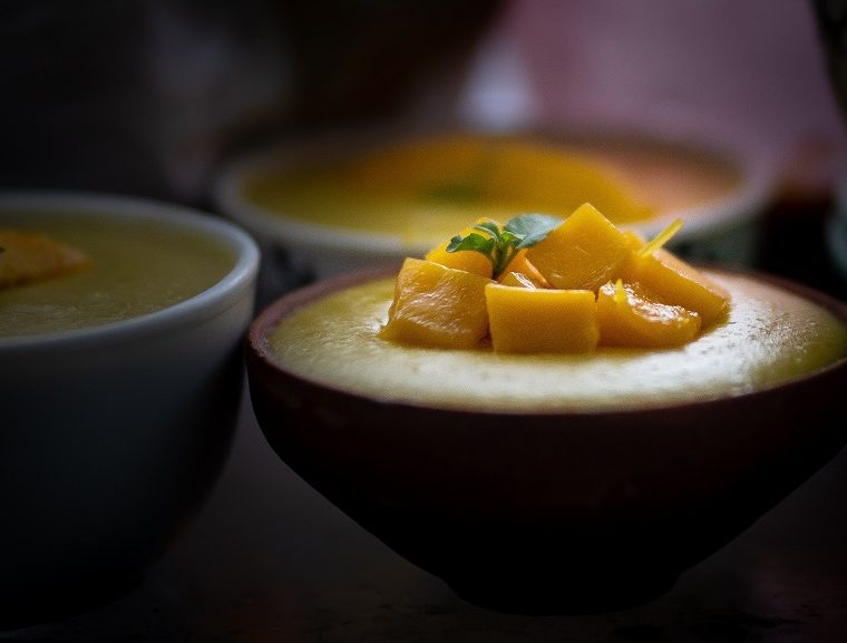 2 mango desserts perfect for summer