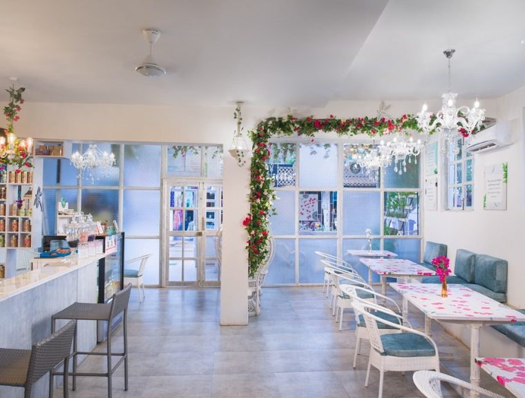 Happy soul cafe by pooja bedi in anjuna goa
