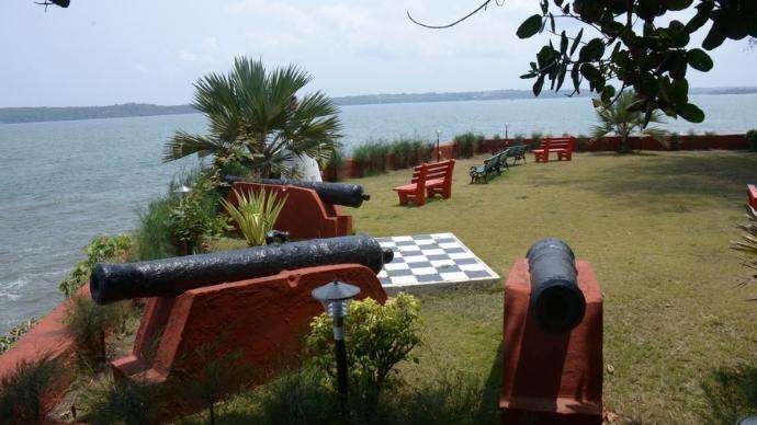An Inside Tour Of Raj Bhavan Goa In Dona Paula 3 Cannon point