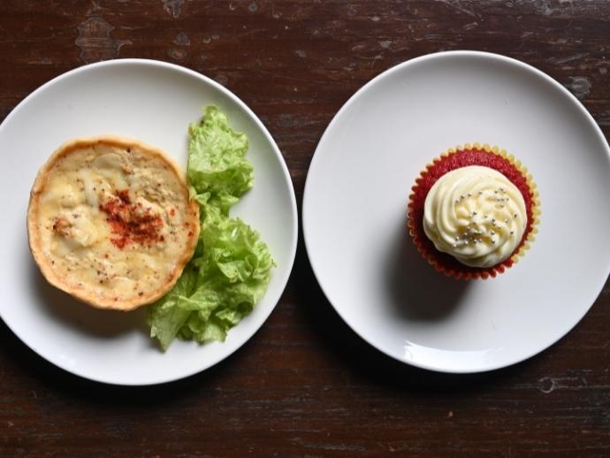 Café Al Fresco By Bodega: A Non-Goan, No-Alcohol Café, In Goa! 3 Red velvet cupcake at café al fresco by bodega