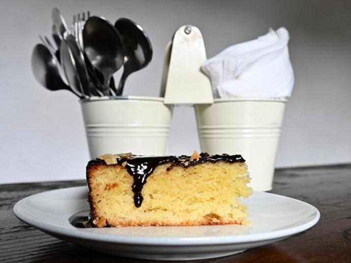 Café Al Fresco By Bodega: A Non-Goan, No-Alcohol Café, In Goa! 5 Salted caramel almond flour cake