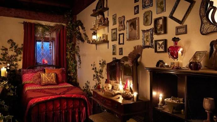 Sanderson sisters' cottage