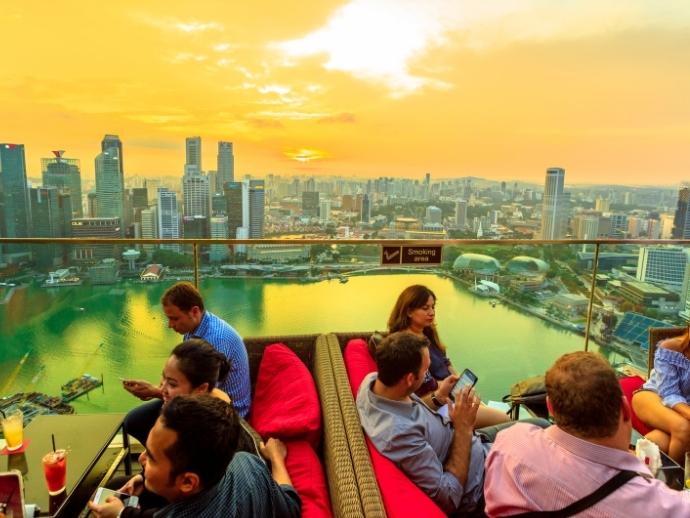 Ce la vi rooftop bar