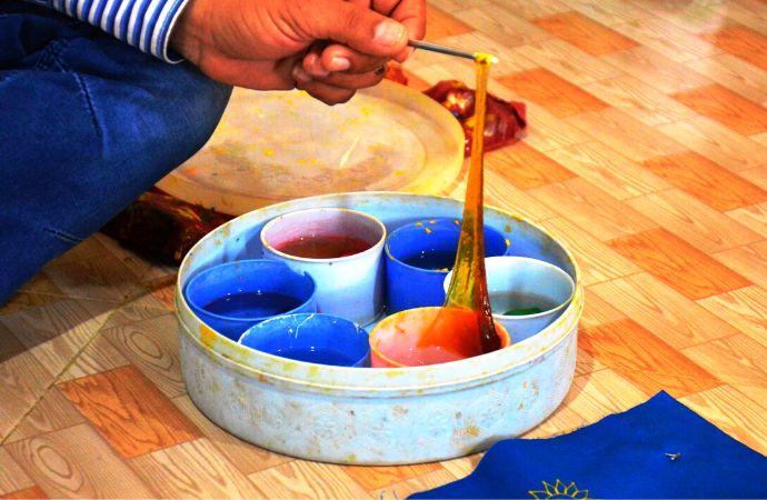 Rogan Art: Handcrafted Love From Nirona 2 Rogan art, kutch, handcrafted