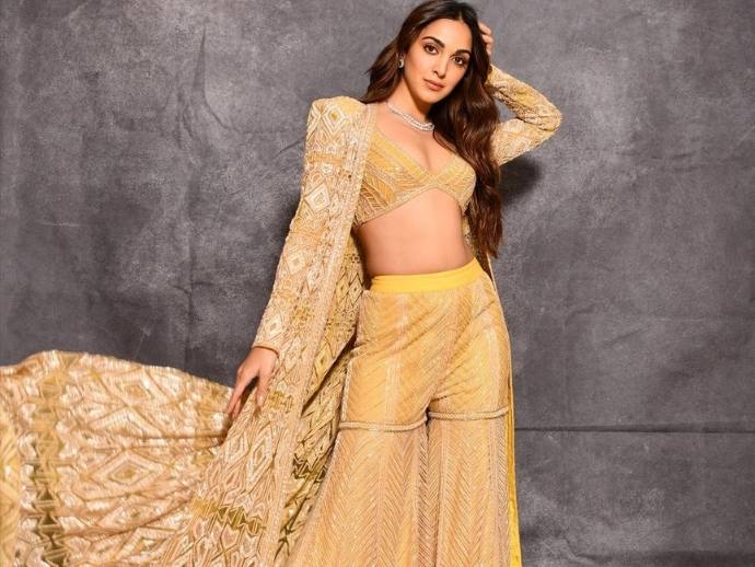 Here'S How To Amp Up Your Card-Night Fashion Game This Diwali 2 Styling tips for ethnic fashion 2022
