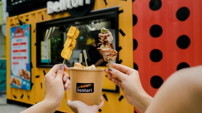 Central Beach Bazaar At Sentosa Is Singapore'S Hottest New Attraction 3 International food street at sentosa