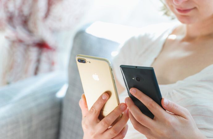 Editor'S Letter — November 15, 2022 2 Android, apple, gadgets, travel