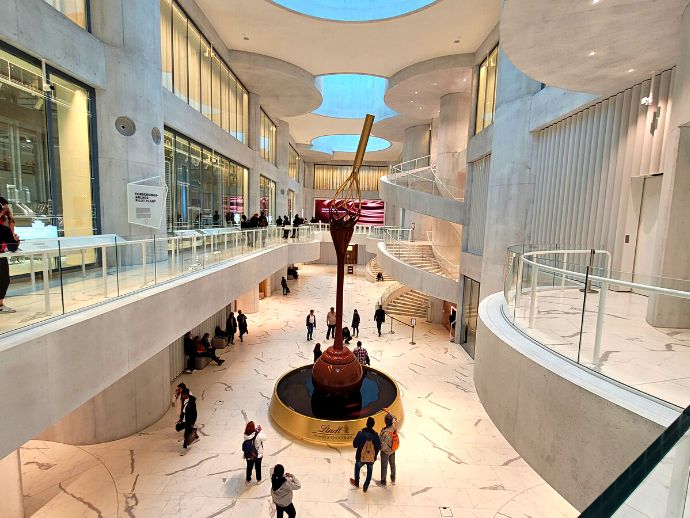 Lindt, lindt chocolate, chocolate, chocolate museum, switzerland, swiss chocolate