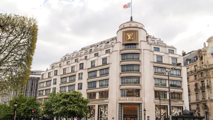 Louis vuitton luxury hotel in paris