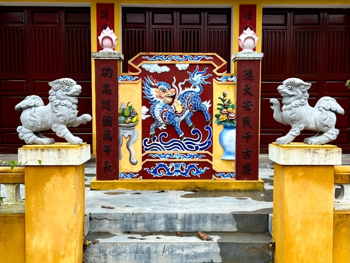 24 Hours In Vietnam: Of Scenic Beaches, Meandering Rivers, And Resilient Women 12 Hoi an