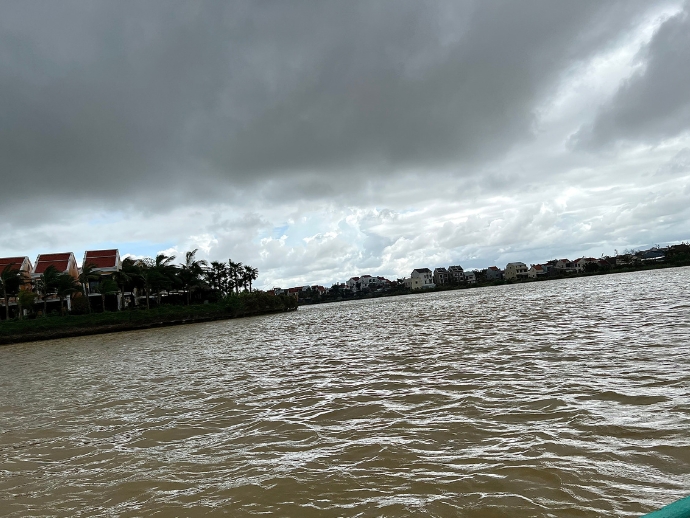 24 Hours In Vietnam: Of Scenic Beaches, Meandering Rivers, And Resilient Women 9 Thu bon river vietnam