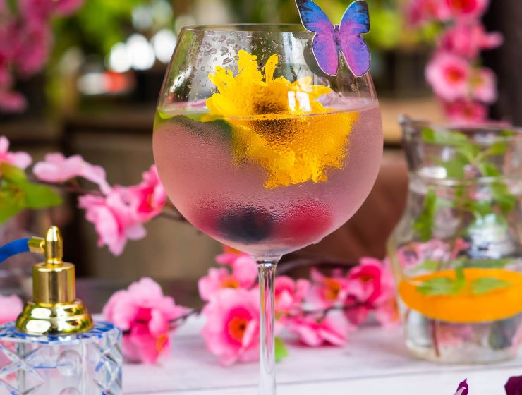Feature gin cocktail recipes