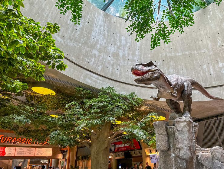 Feature jurassic nest sg