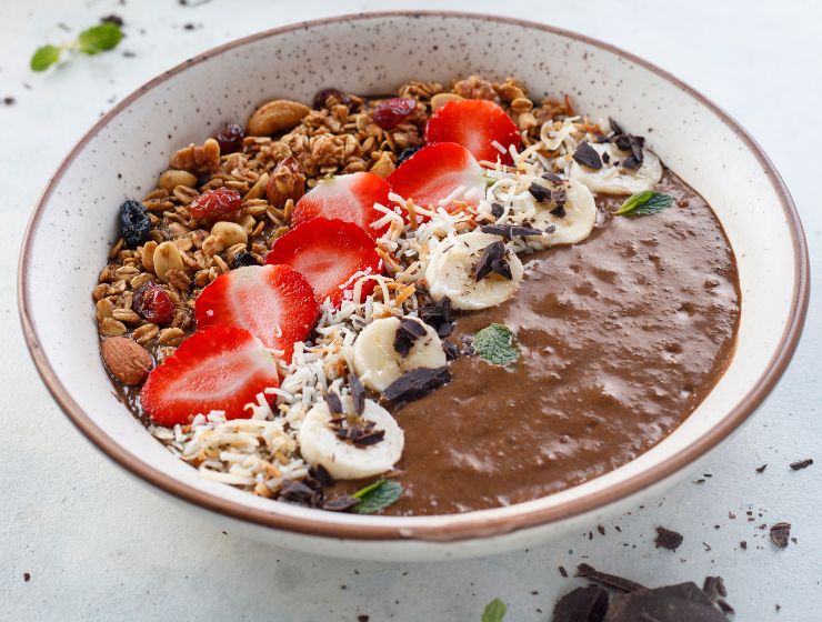 Feature vegan smoothie bowl