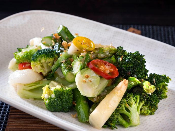 Being Vegan In Kolkata: Explore The Palatable World Of Plant-Based Dishes When In The City Of Joy 5 Harvest green salad at jw marriott kolkata vegan in kolkata.