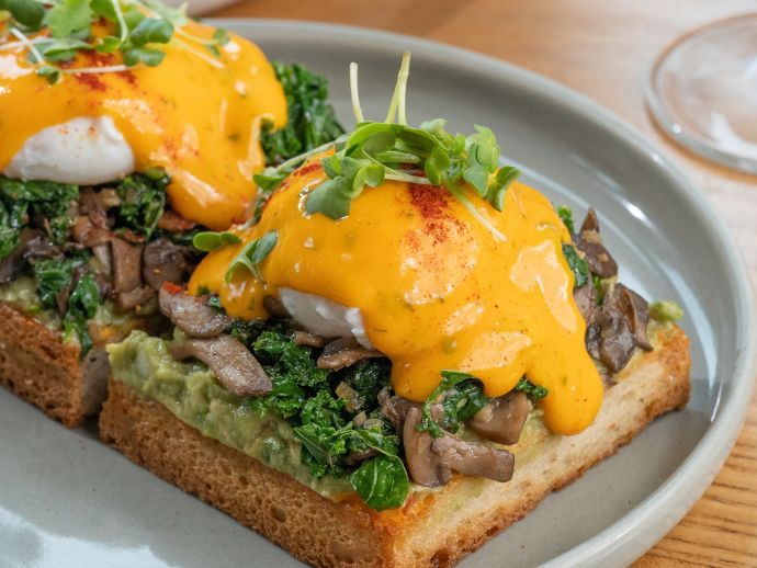 That Flavour Burst! This Veggie Benedict Recipe By Bastian Is Your Daily Breakfast Fix 1 Veggie benedict recipe by bastian. Image: bastian.