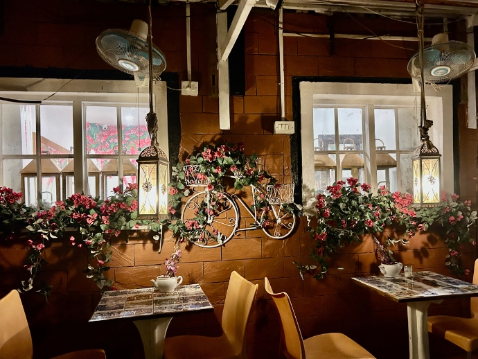 7 Goa Restaurants That Are Over 75! 7 Goa