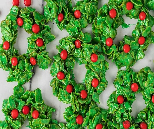 10 Christmas Dessert Recipes To Add A Pop Of Red And Green To Your Festive Feast 8 Christmas dessert recipes