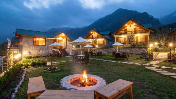 Boutique hotel near manali