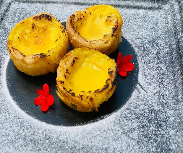 Pastéis de nata goan desserts.