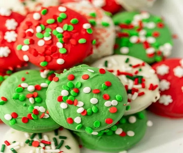 10 Christmas Dessert Recipes To Add A Pop Of Red And Green To Your Festive Feast 9 Christmas dessert recipes