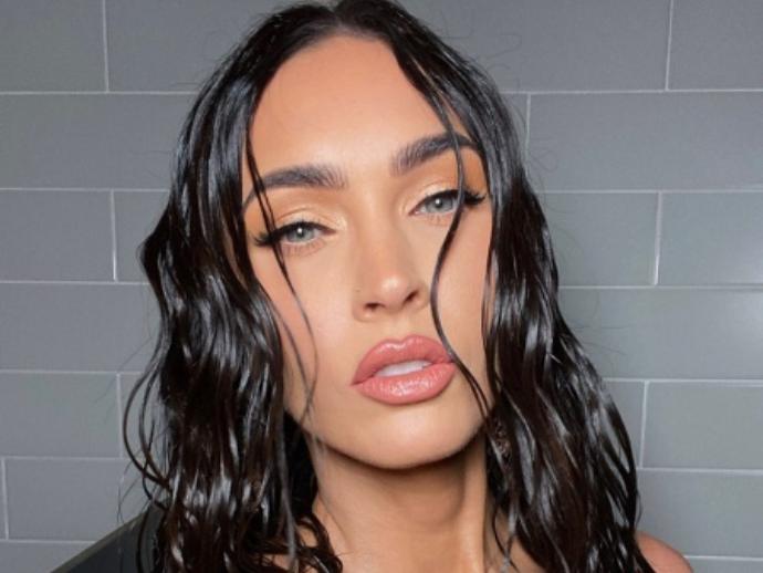 5 Top Makeup Trends For Your New Year’s Eve Party 4 Wet hair look