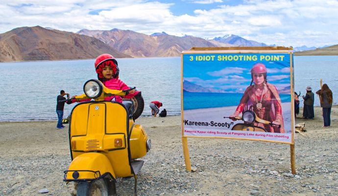 Travel, bollywood