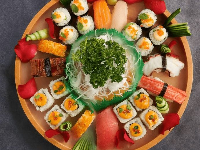 Make way for an authentic korean and japanese feast at origami in bkc. Image: instagram