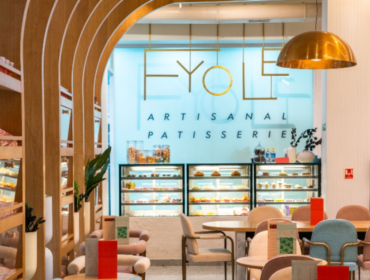 Fyole cafe in phoenix palladium mall, mumbai.