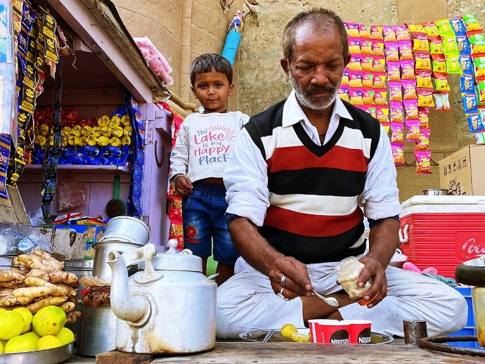 A Culinary Tour Of Varanasi With Chaat, Lassi, And A Lot More 6 Varanasi raja ji ki chai