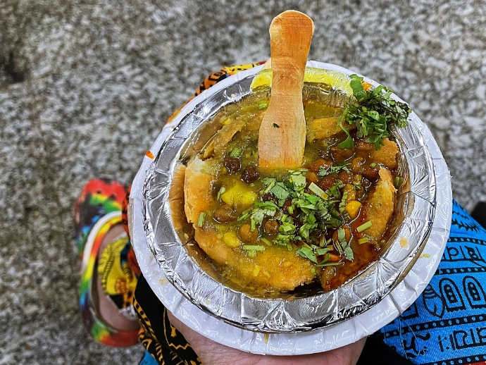 A Culinary Tour Of Varanasi With Chaat, Lassi, And A Lot More 5 Varanasi kachori chana