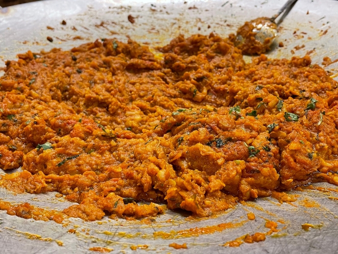 A Culinary Tour Of Varanasi With Chaat, Lassi, And A Lot More 8 Varanasi tamatar chaat
