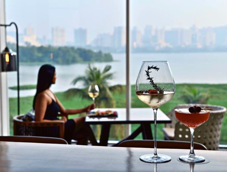 Drinks and food at westin mumbai powai lake.